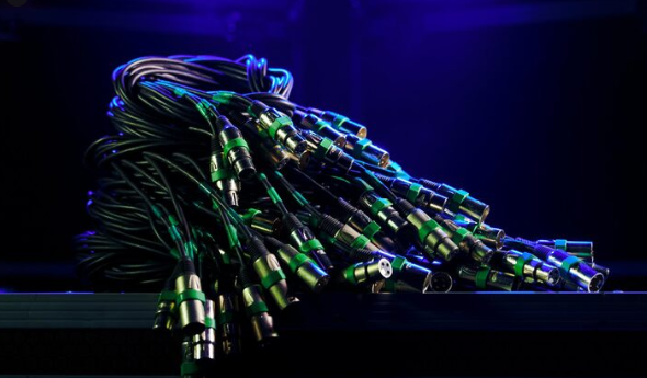 Deep-Sea Internet Cables