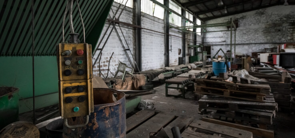 Bottom of the Pacific for Metals