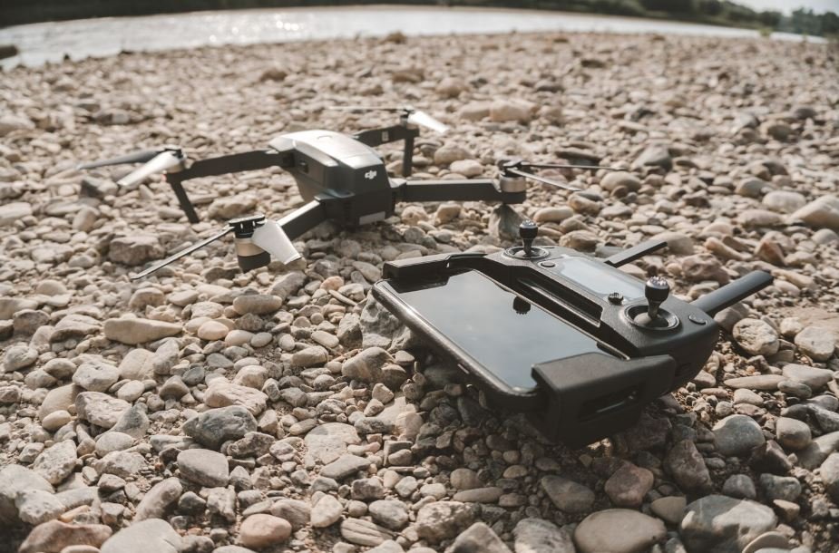 The Deep-Water Drone Swarms, How Autonomous Interconnected Robots Are Tracking Marine Life Migration Patterns